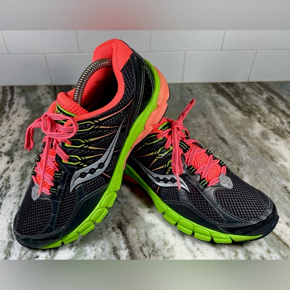 Saucony Lancer 2 Women’s Size 9 Running Athletic Shoes (S15264-3). Mesh. EUC